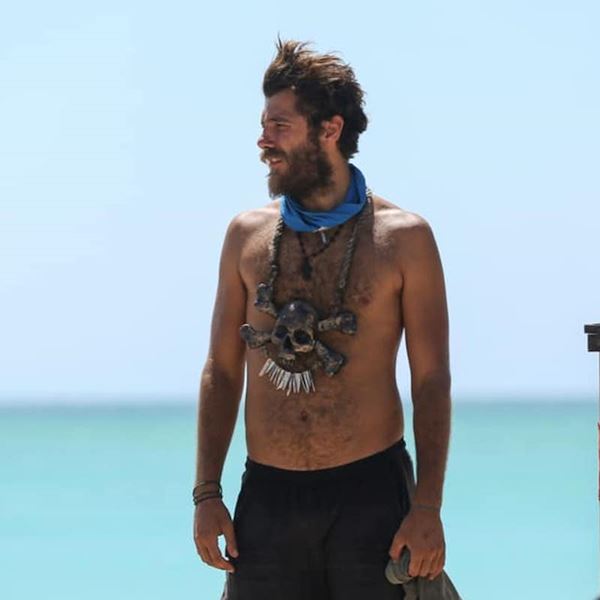 Ο Νίκος Μπάρτζης έφυγε από το Survivor και άφησε πίσω του συντρίμμια