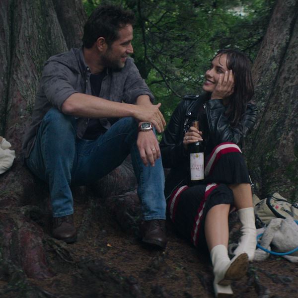 Γιατί όλοι βλέπουν το The Marked Heart στο Netflix