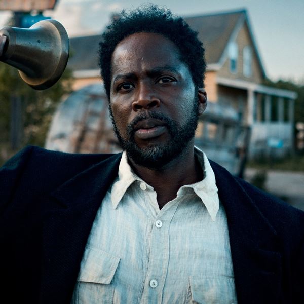 5 σειρές για τις κρύες νύχτες του χειμώνα