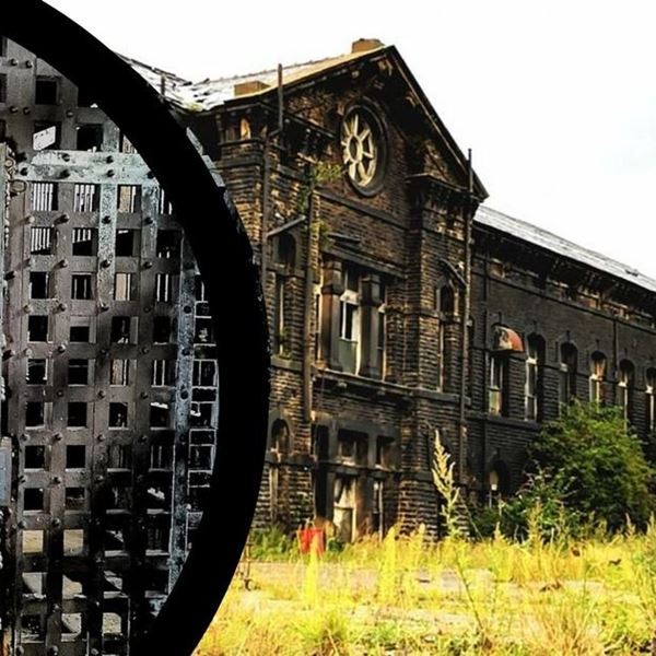 Στις φλόγες το εμβληματικό κτήριο των Peaky Blinders και Downton Abbey