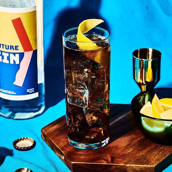 Η ιστορία και η συνταγή του Long Island Iced Tea