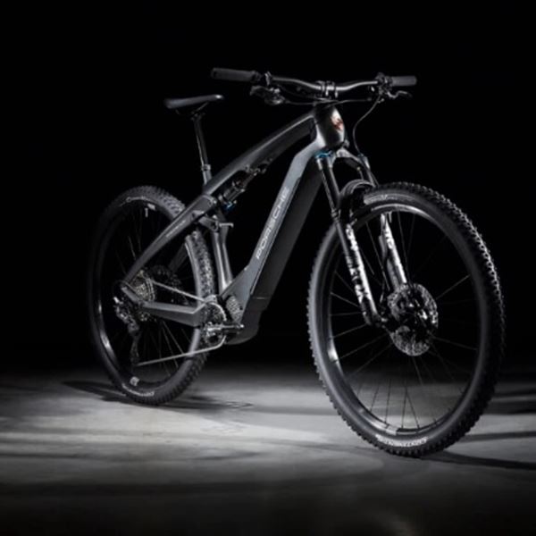 Κομψά ηλεκτρικά ποδήλατα με την υπογραφή της Porsche