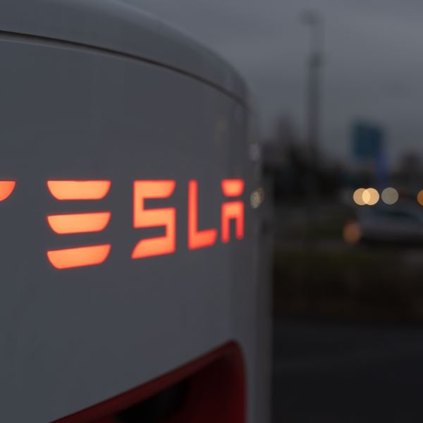 Ο 'εφιάλτης' της Tesla