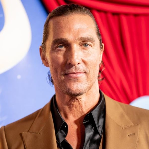 Ο Matthew McConaughey απέκτησε δική του τεκίλα που λέγεται 'παντελόνι'