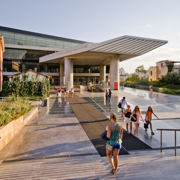 Ελεύθερη είσοδος στα μουσεία για όλους τους εκπαιδευτικούς