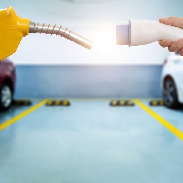 Τελικά τα ηλεκτρικά αυτοκίνητα θα εξαφανίσουν τα θερμικά;