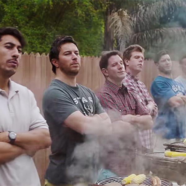 "Ξυρίστε τον τοξικό ανδρισμό": Η νέα διαφήμιση της Gillette γίνεται viral και διχάζει