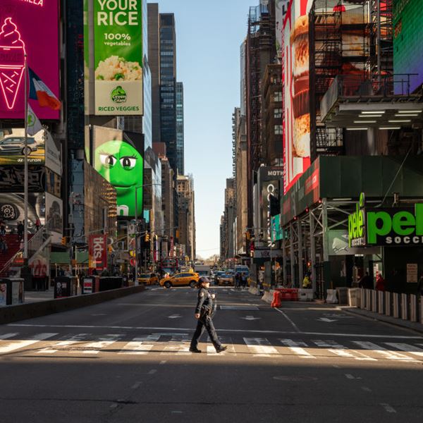 Η καραντίνα μίας Νεοϋορκέζας στο "Μεγάλο Μήλο"