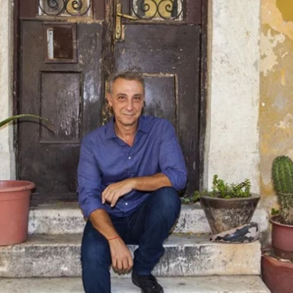 Μίνως Μάτσας: "Τα τραγούδια μου έχουν τραγουδηθεί από τους ανθρώπους που φανταζόμουν"