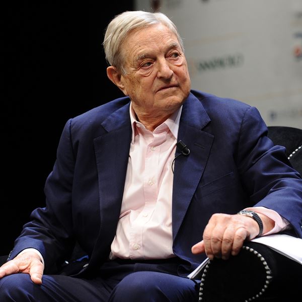 Τον George Soros βλέπουν πίσω από τις ταραχές οι συνωμοσιολόγοι