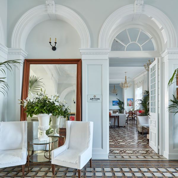 Το πιο εμβληματικό ξενοδοχείο των Σπετσών ανοίγει ξανά τις πόρτες του