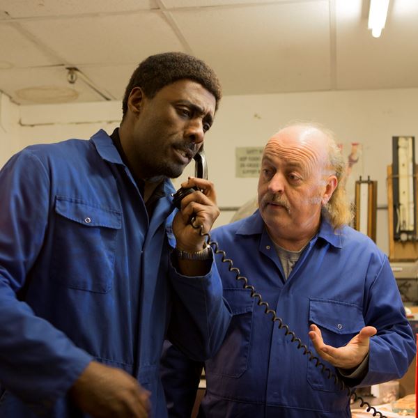 O Keanu Reeves και ο Idris Elba έρχονται στην COSMOTE TV