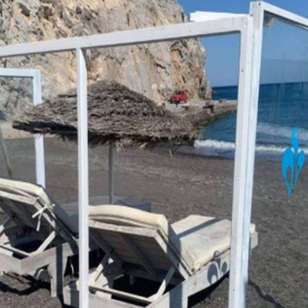 Ξαπλώστρες με πλέξιγκλας και αντισηπτικό