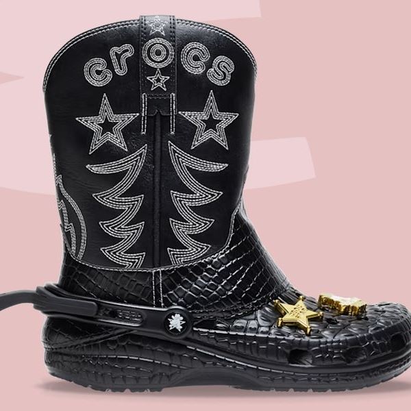 Καουμπόικες μπότες Crocs, ό,τι πιο cringe είδαμε σήμερα
