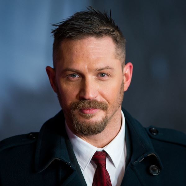 Η πρώτη επίσημη εικόνα του Tom Hardy ως Al Capone στο Fonzo