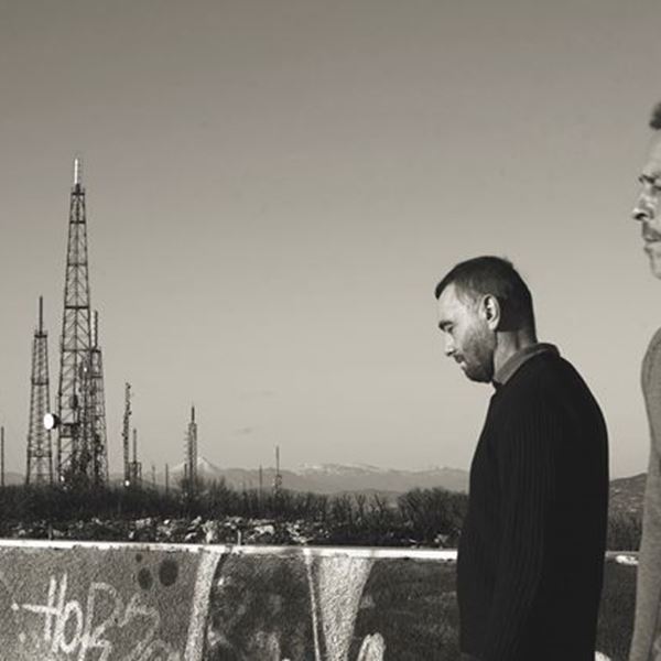 Ο Κωνσταντίνος Βήτα και ο Νίκος Πατρελάκης ζουν στη δική τους Neapoly