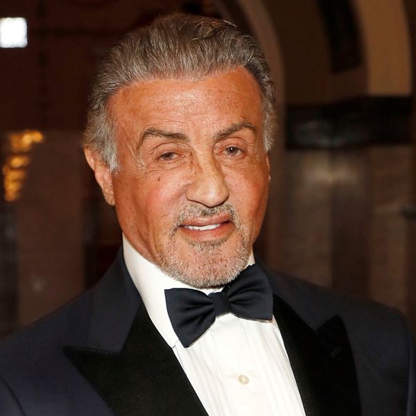 O Sylvester Stallone γράφει τα μηνύματα χωρισμού της κόρης του