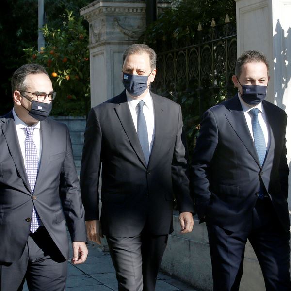 Γιατί ο ανασχηματισμός της ελληνικής κυβέρνησης πυροδότησε σενάρια πρόωρων εκλογών