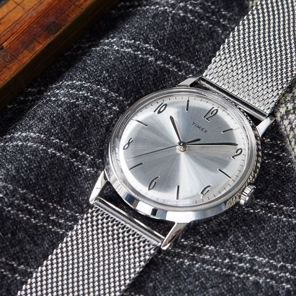 Timex και Mr Porter λανσάρουν μια πολυτελή εκδοχή του εξαιρετικά οικονομικού Marlin Watch