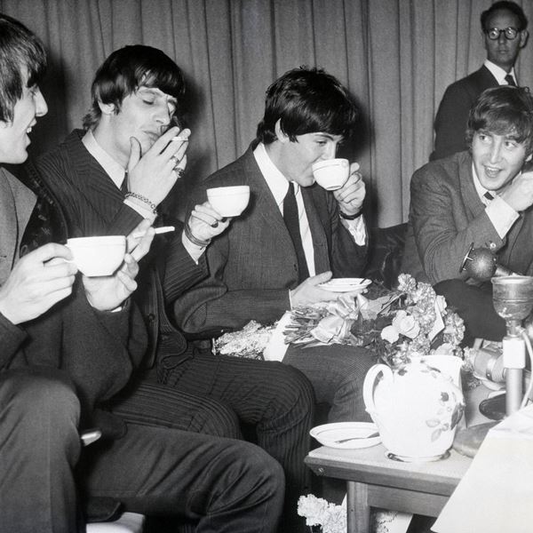 Αν πίνεις καφέ, ακόμα και decaf, μπορείς να ζήσεις περισσότερο