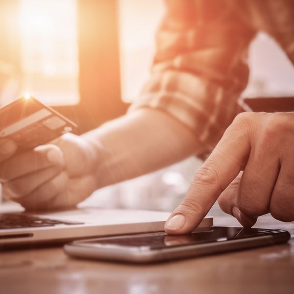 Alternativa Financial: Η εταιρεία ηλεκτρονικών πληρωμών που διευκολύνει τους Έλληνες πολίτες