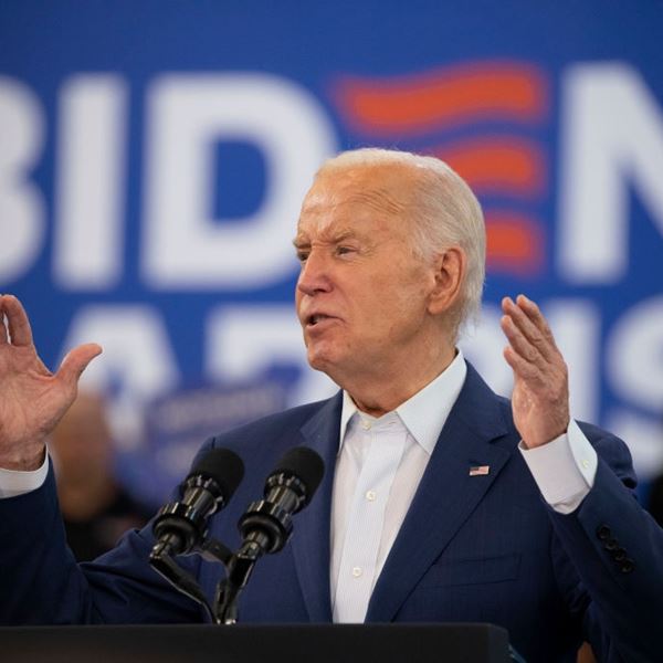 O Joe Biden θεωρεί τον Donald Trump 'κακοποιό'