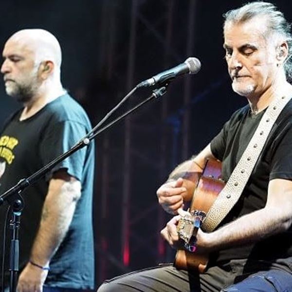 Η καλοκαιρινή επιστροφή των Πυξ Λαξ