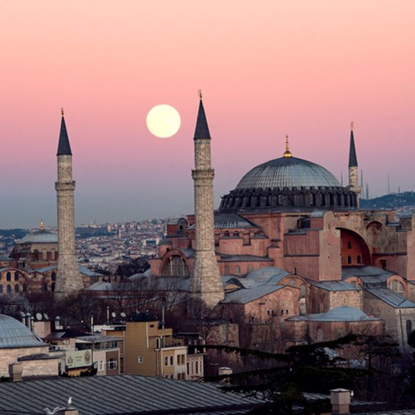 Η πρώτη μουσουλμανική προσευχή σήμερα στην Αγιά Σοφιά