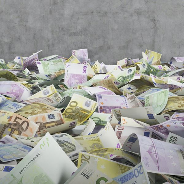 Η ύφεση 'συμπαθεί' περισσότερο την Ευρώπη από ό,τι τις ΗΠΑ