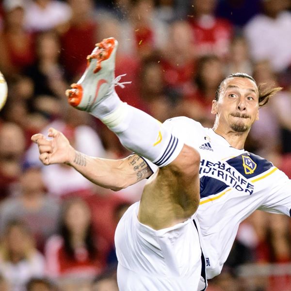 Ο Zlatan Ibrahimovic πέτυχε το 500ό γκολ της καριέρας του όπως ακριβώς έπρεπε