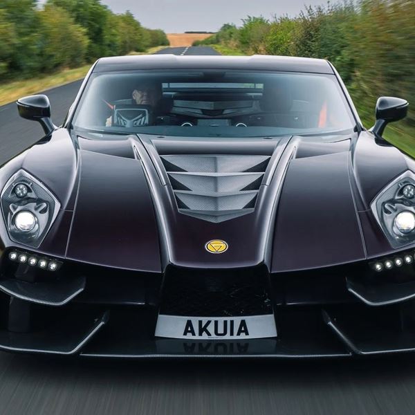 Η υπέροχη Ginetta Akula με κινητήρα V8 600 ίππων και δεν είναι τόσο ακριβή όσο φαίνεται