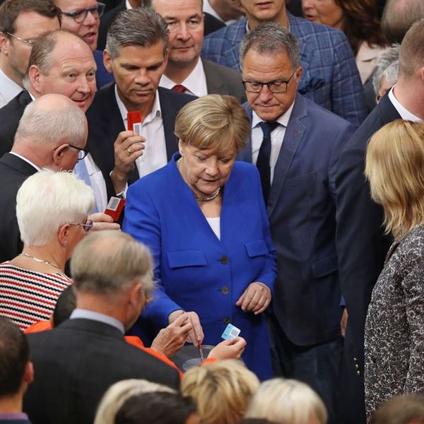 Η Ρωσία δεν μπορεί να επιστρέψει στην G7 λέει η Μέρκελ