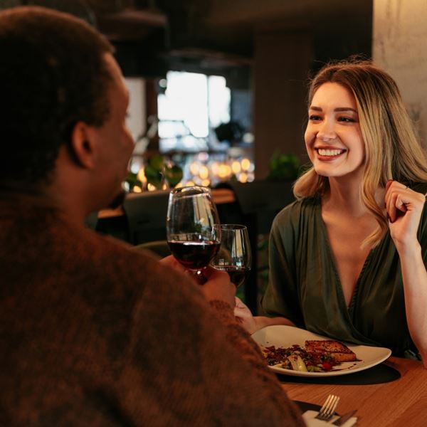 5+1 λόγοι που οι γυναίκες έχουν υψηλά στάνταρ όταν βγαίνουν ραντεβού