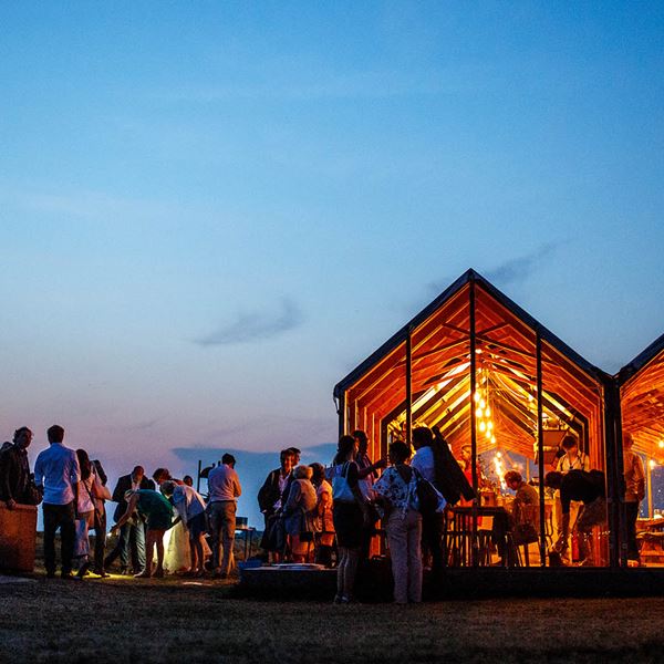 Tο πιο ξεχωριστό εστιατόριο του Άμστερνταμ ονομάζεται Vuurtoreneiland