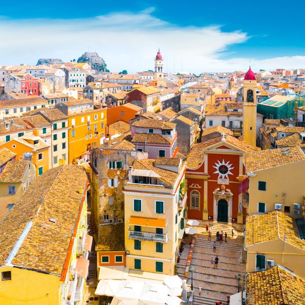 Οι Βρετανοί τουρίστες έχουν αδυναμία στην Κέρκυρα