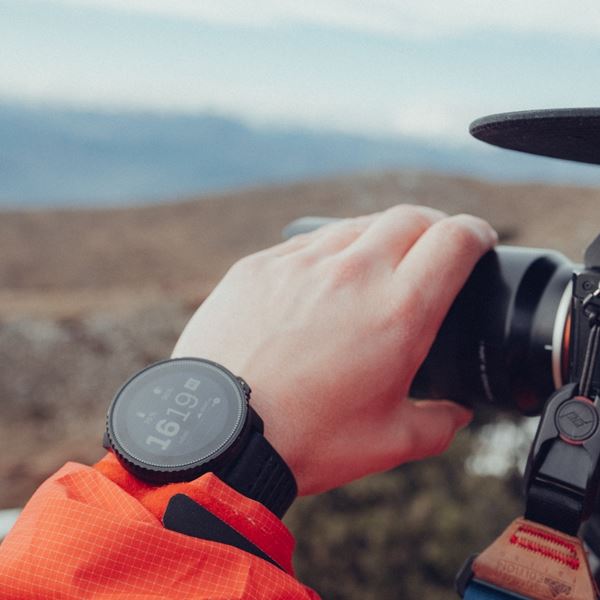 Το Suunto Vertical είναι το premium ρολόι περιπέτειας που έψαχνες