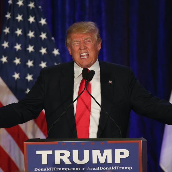 Facebook και Twitter μπλόκαραν τον Donald Trump