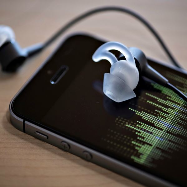 To Spotify βάζει στόχο τα podcasts κι όχι τη μουσική