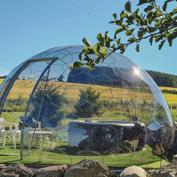 Ένα σπίτι καθρέφτης, ίσως είναι αυτό που χρειάζεσαι