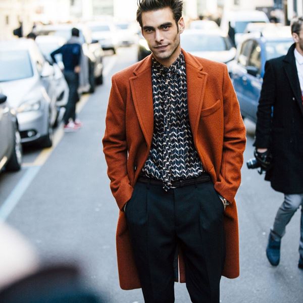 Printed πουκάμισα: ο ασφαλής τρόπος να δώσεις ζωή σε ένα κλασικό κοστούμι