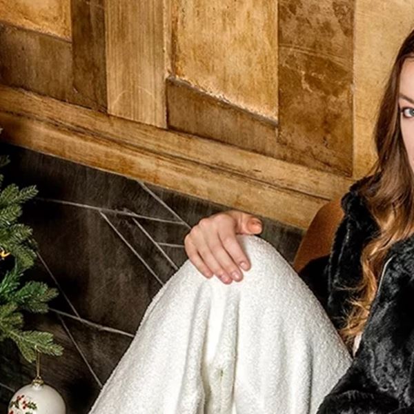 Η Γαία Μερκούρη φωτογραφίζεται αποκλειστικά για το MissBloom με τα αγαπημένα της items από τη νέα συλλογή της Ugg