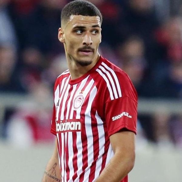 Ο Ολυμπιακός επιμένει στη διεκδίκηση του David Carmo, παρά τα εμπόδια