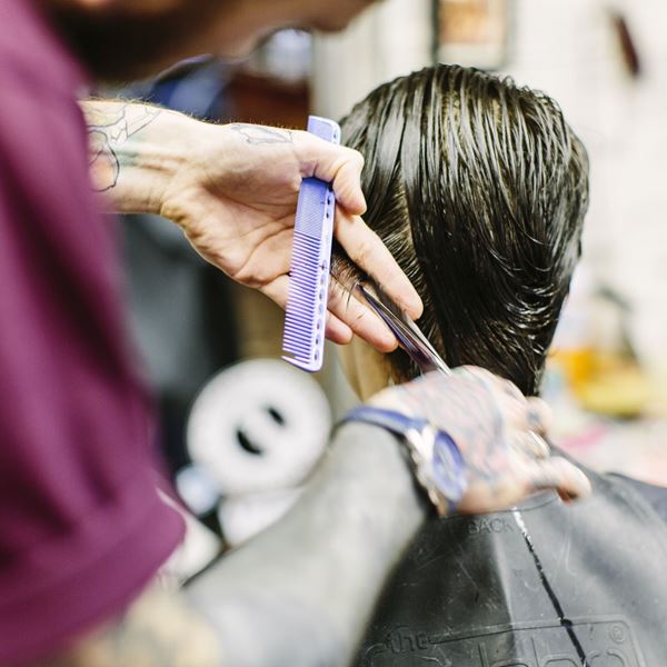 Τι κούρεμα να επιλέξεις ανάλογα τον τύπο μαλλιών σου