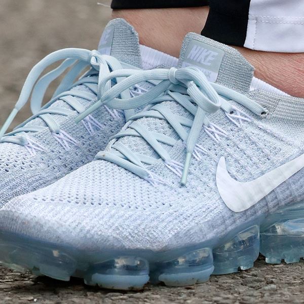 13 πλεκτά sneakers και trainers για την Άνοιξη