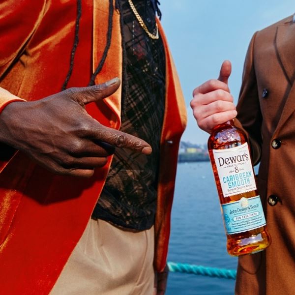 Το Dewar's έχει τη γεύση που θες να δώσεις στο χειμώνα