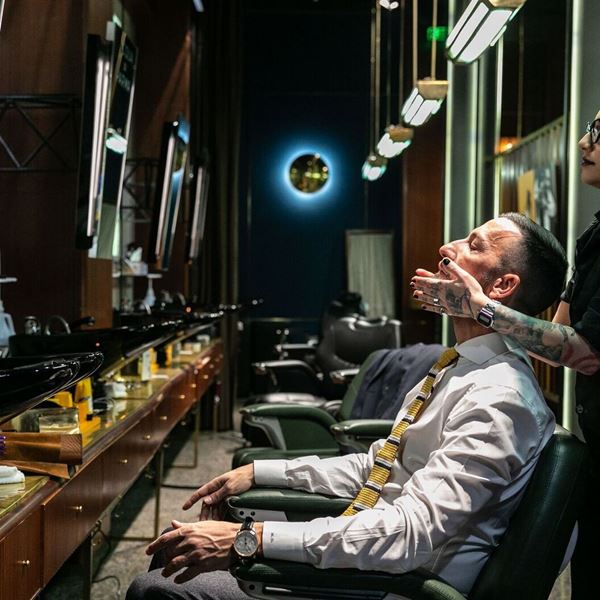 Η εμπειρία του αυθεντικού ιταλικού ξυρίσματος από την Acqua di Parma στο Don Barber & Groom