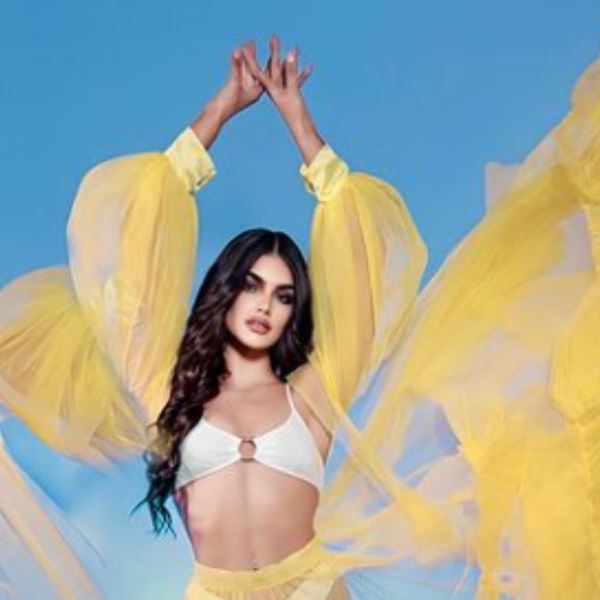 Μια ματιά στο Instagram της Ζωής Ασουμανάκη