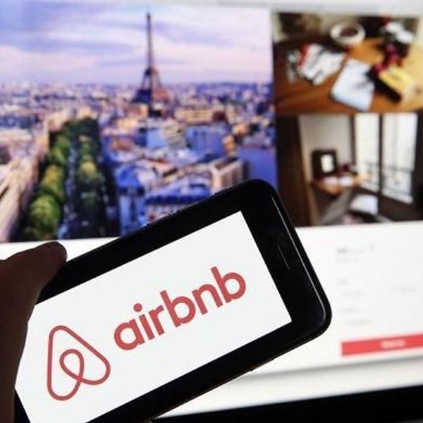 To Airbnb καταρρέει λόγω του κορονοϊού