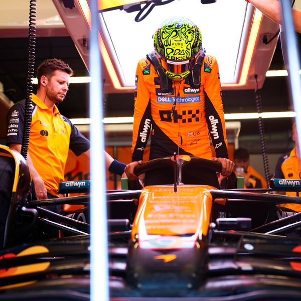 Πήγαμε στη Βαρκελώνη και είδαμε F1 από το paddock της McLaren