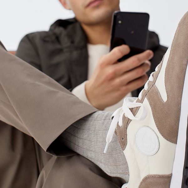 H Massimo Dutti παρουσιάζει την Shoes Experience